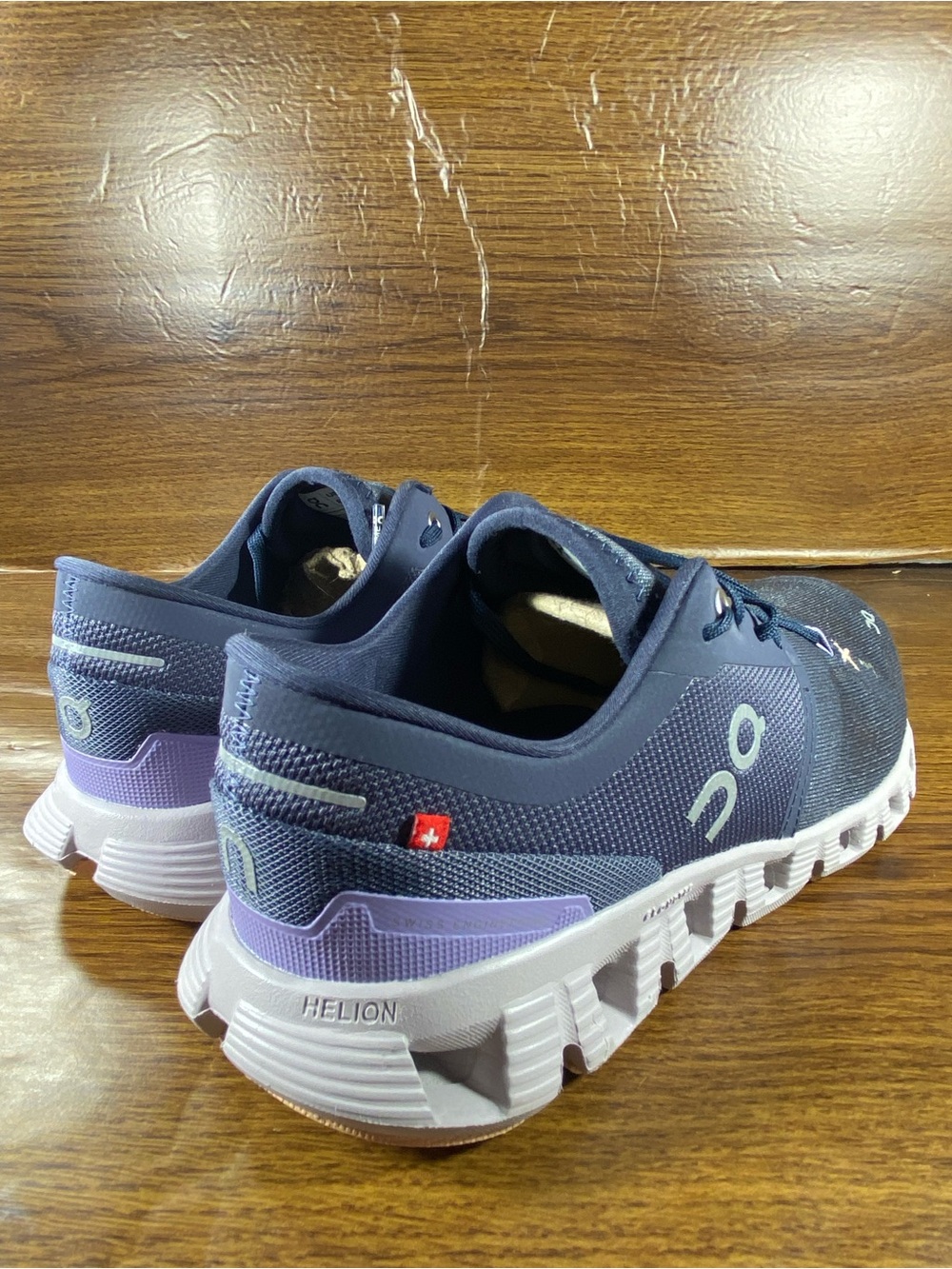 On Cloud x women’s shoes size 8 - Picture 2 of 12